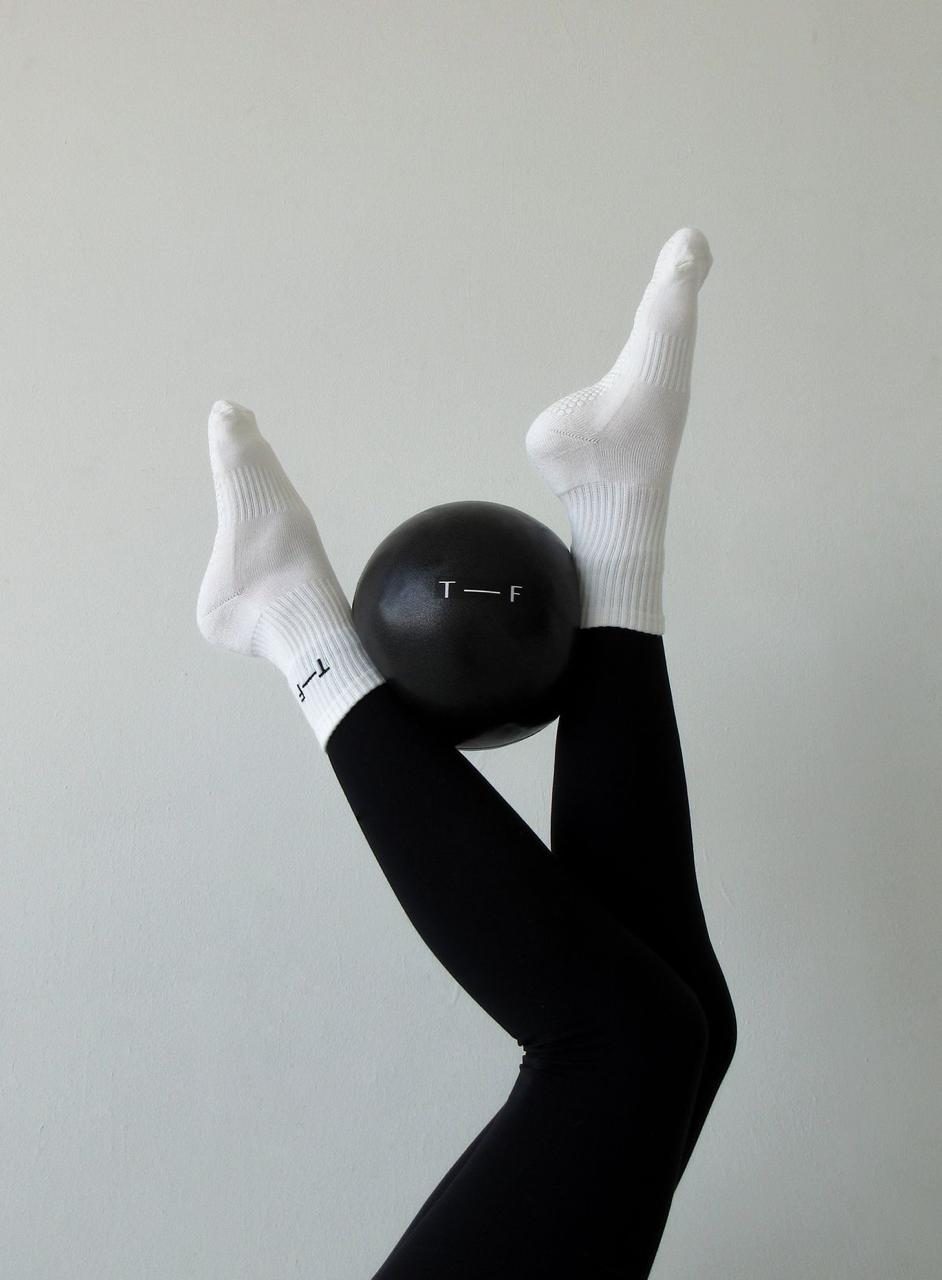 Trabajo con pelota y medias antideslizantes